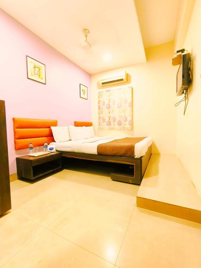 Hotel Amfahh Bombay Exterior foto